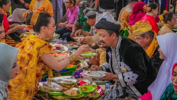 Dari Kande-Kandea Sampai Cumpea: Cerita Tradisi yang Kini Jadi Aset Wisata Berbasis Budaya Buton Tengah